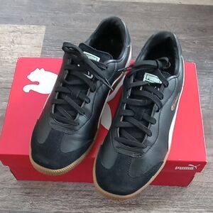 Puma Men's Sneaker-LIKE NEW